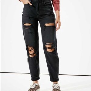 American eagle black ripped mom jeans